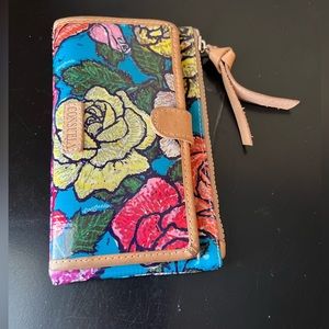 Consuela Rosie wallet